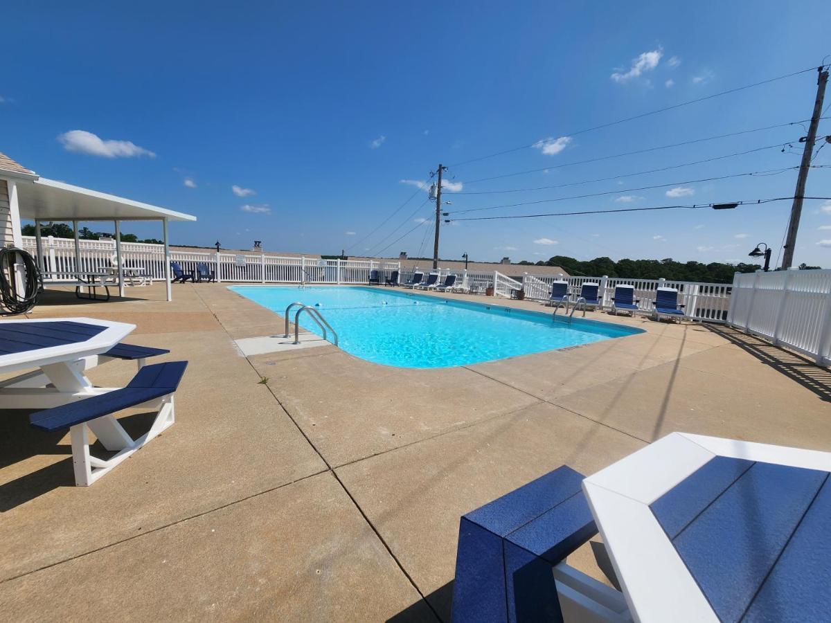Lakefront Condo With A View Osage Beach Exterior photo